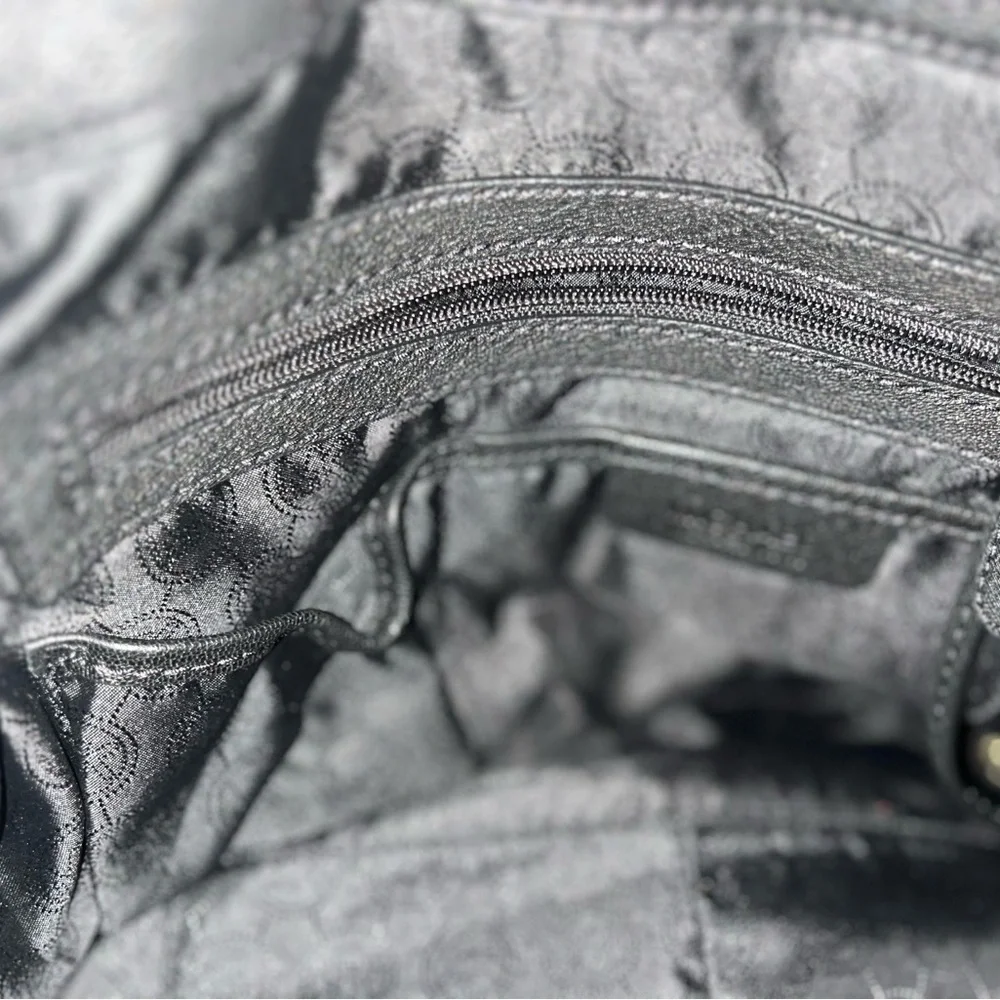 Michael Kors Leopard Print Shoulder Bag with Black and Gold Accents - Picture 4 of 5